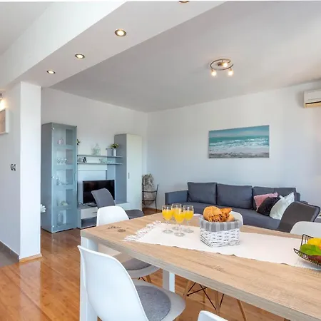 Stunning Sea View Ani