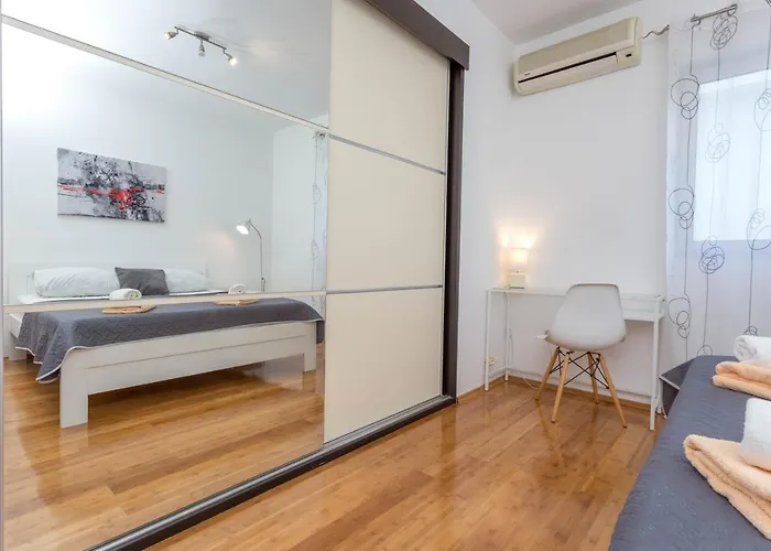 Stunning Sea View Ani Appartement