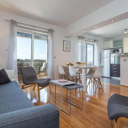 Stunning Sea View Ani